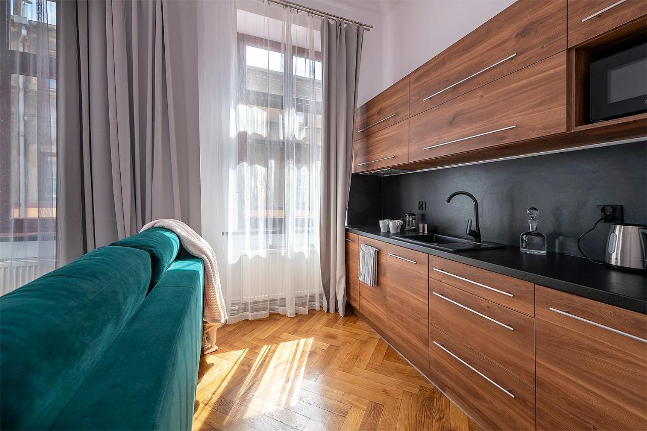 City Center Piotrkowska Apartment Lodź Bagian luar foto
